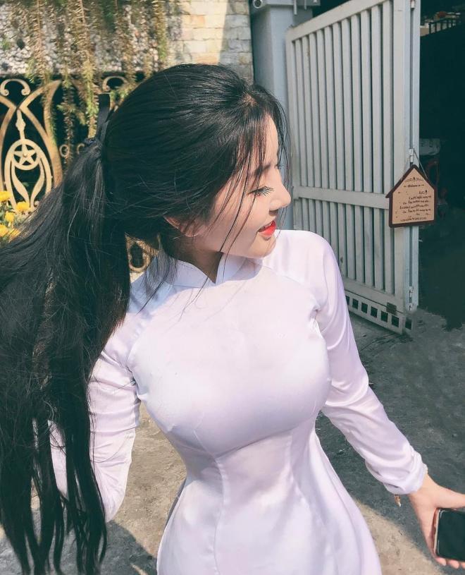 Ảnh gái cấp 3: Kỷ niệm thanh xuân và hành trang tương lai