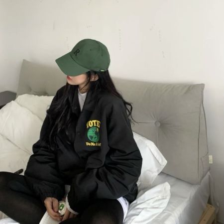 Hình đại diện nữ ngầu che mặt vô cùng xinh đẹp
