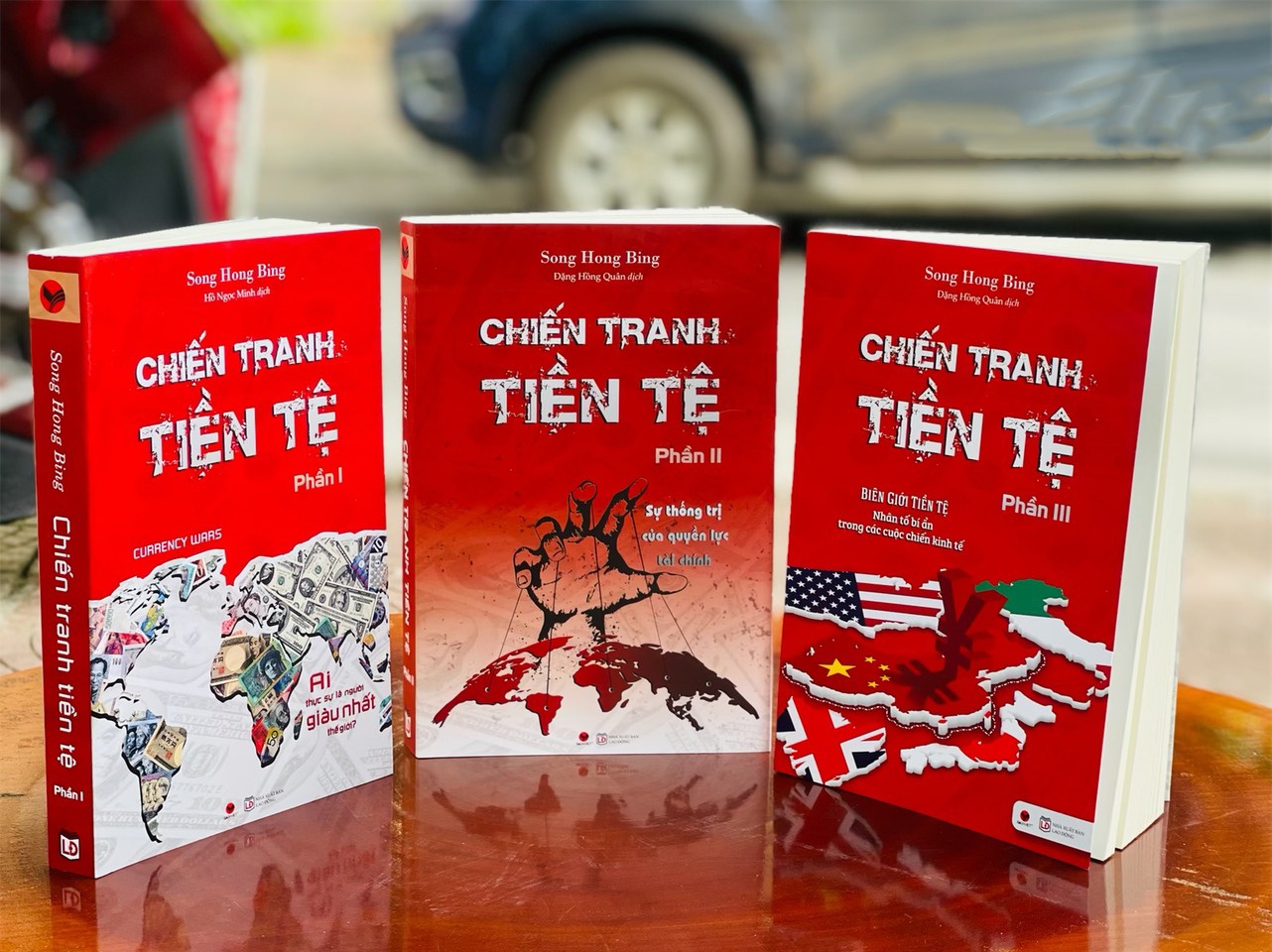 Bộ sách 'Chiến tranh tiền tệ' có hay như mọi người nói