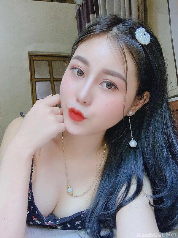 Hình Ảnh Gái Xinh Việt Nam Có Vú To Ngực Đẹp Mông Bự