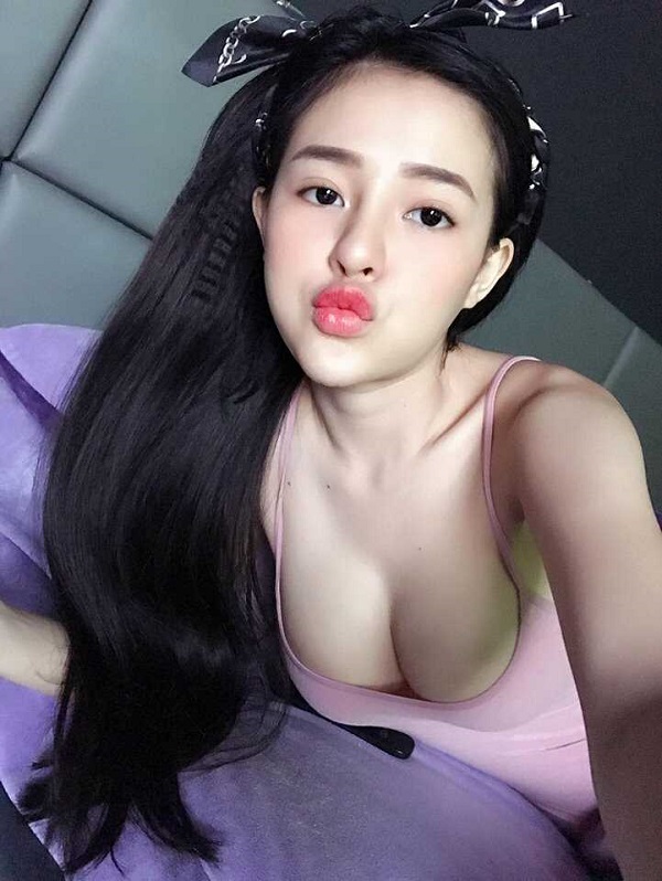Hình Ảnh Gái Xinh Việt Nam Có Vú To Ngực Đẹp Mông Bự
