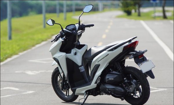 Giá xe Honda Vario 150 hôm nay