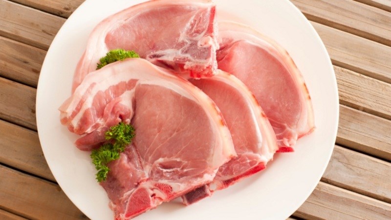 Cách luộc thịt heo ngon trắng mềm không bị hôi, khô và gợi ý các món ăn