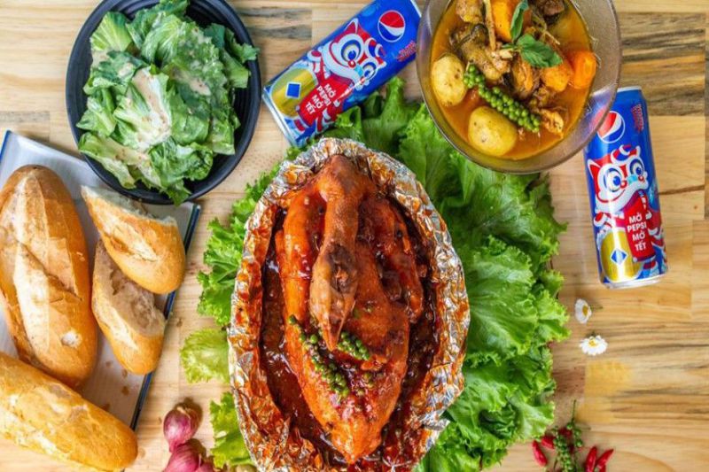 Tiệm Gà TukTuk - Khám Phá Địa Điểm Ăn Uống Độc Đáo mới tại Đà Lạt