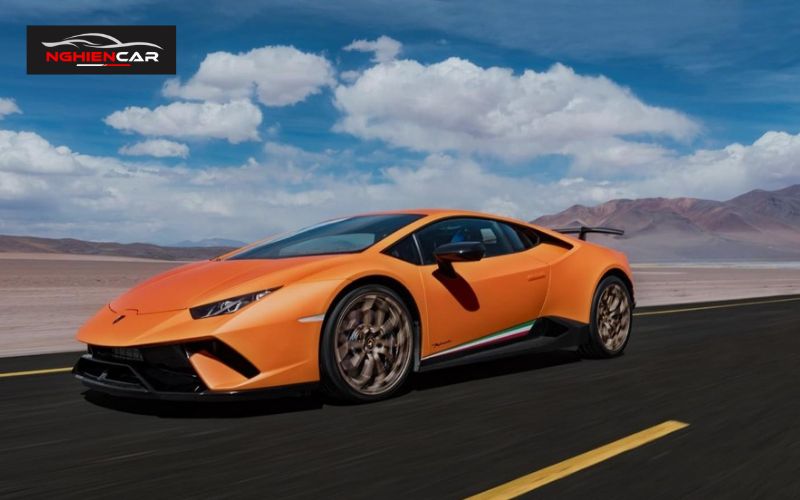 Bảng Giá Xe Lamborghini Lăn Bánh, Khuyến Mãi Tháng