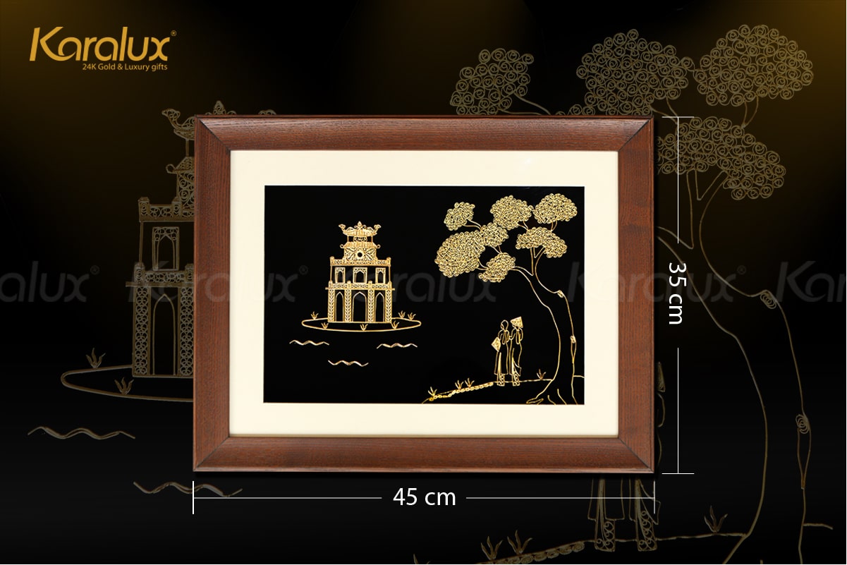 Tranh phong cảnh Hồ Gươm mạ vàng
