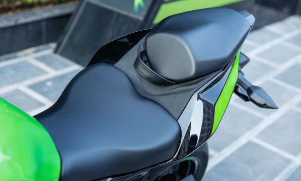 Kawasaki Ninja ZX-25R 2024