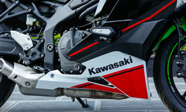Kawasaki Ninja ZX-25R 2024