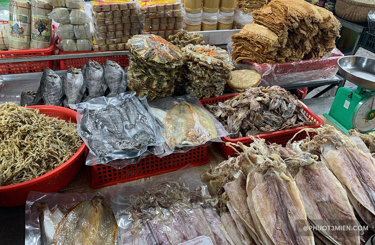 Tham quan chiêm bái địa điểm du lịch tâm linh Thiền viện Trúc Lâm Chùa Hộ Quốc Phú Quốc