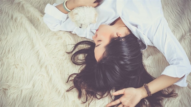 Ngủ mơ thấy người yêu cũ là dấu hiệu muốn quay lại?