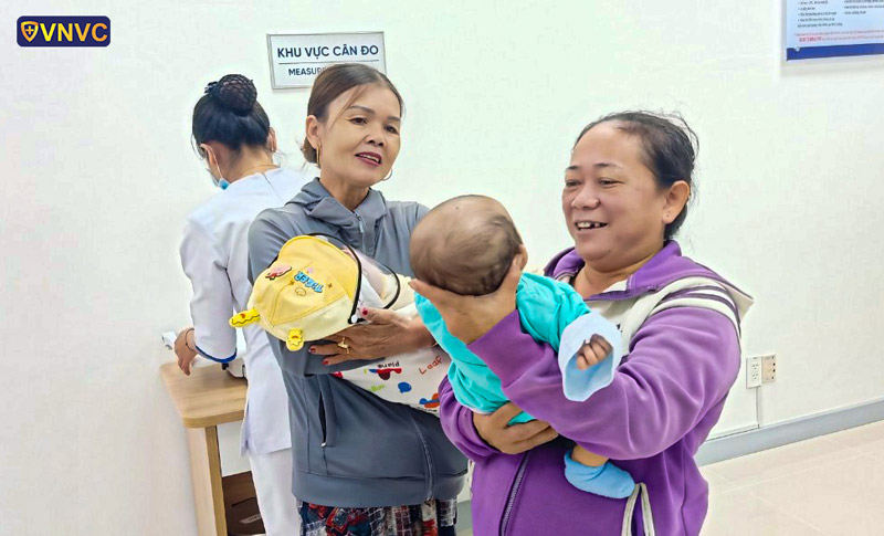 Khai trương Trung tâm tiêm chủng VNVC Châu Ổ (Quảng Ngãi)