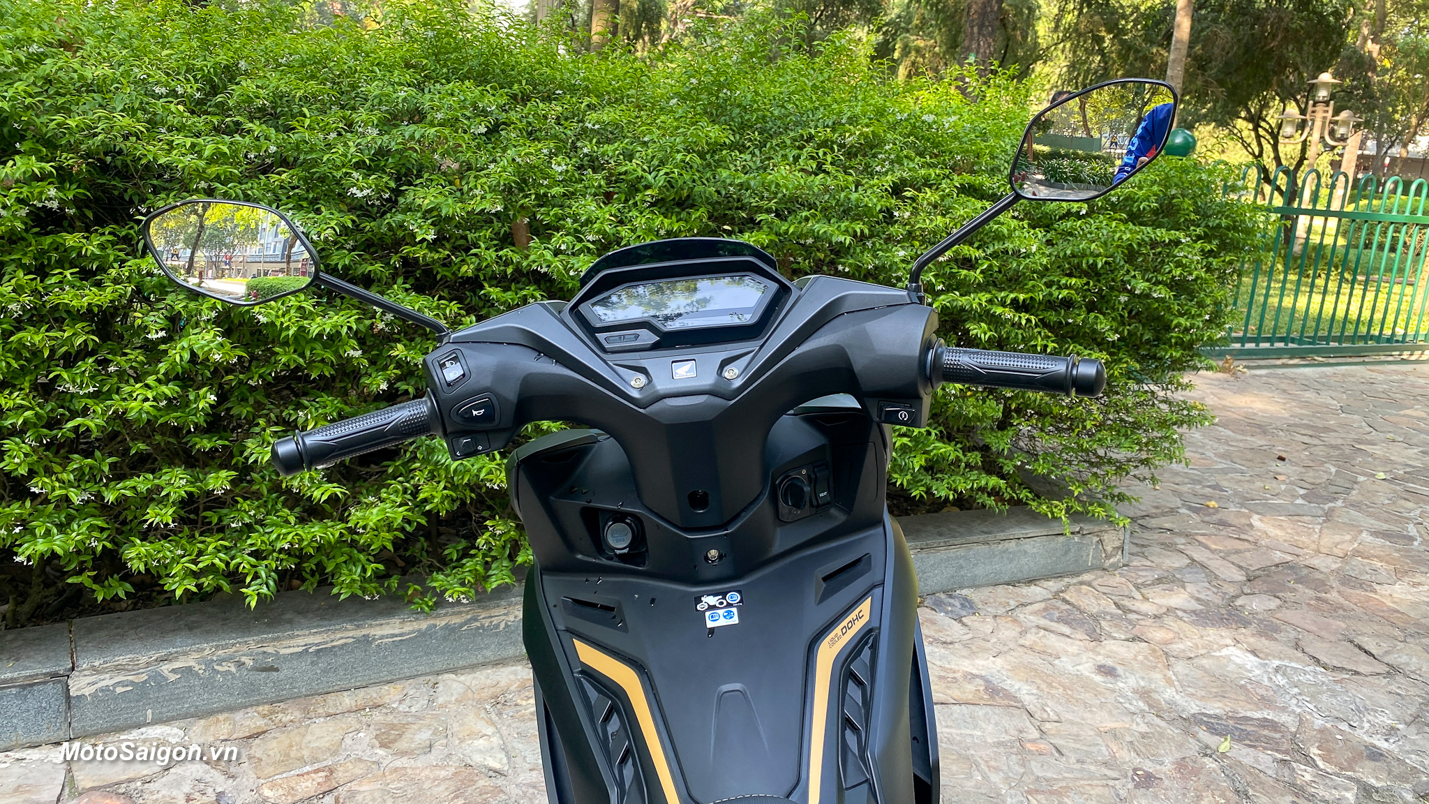 Đánh giá xe Honda Winner X 2024 v4 ưu nhược điểm xilanh lệch tâm