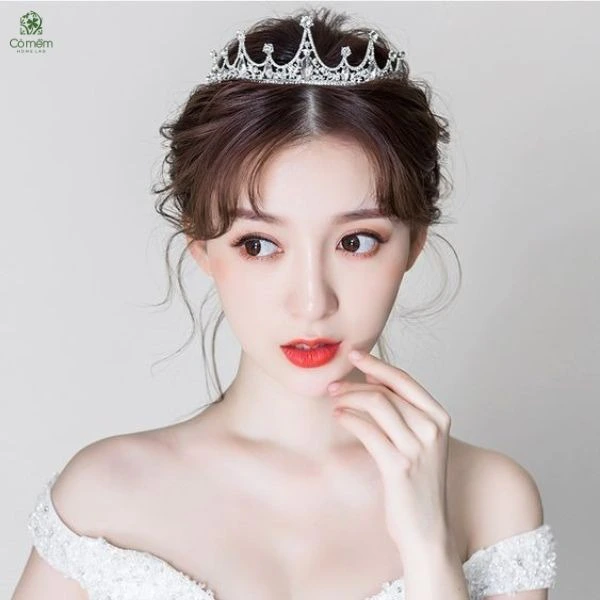 Top 101 kiểu tóc cô dâu đơn giản, đẹp ngây ngất trong ngày trọng đại
