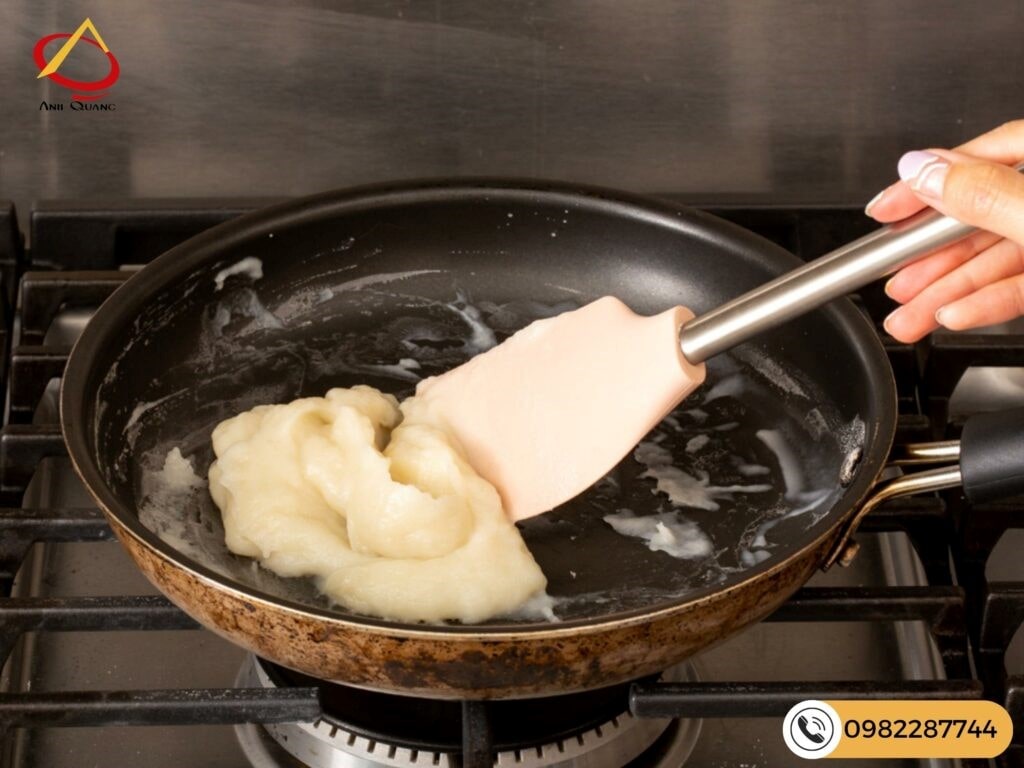 Cách làm bánh mì mè đen Hàn Quốc chuẩn vị xứ kim chi