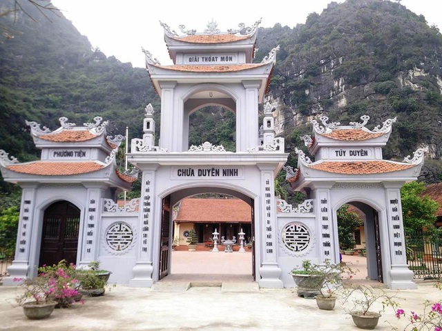 Những ngôi chùa ở Ninh Bình nổi tiếng linh thiêng cập nhật 2024
