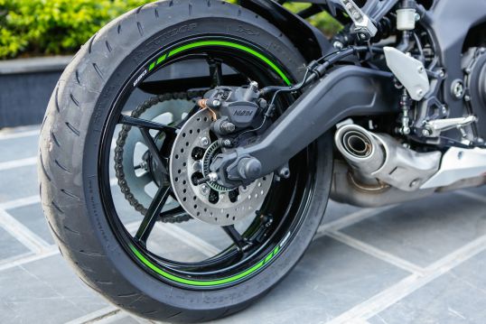 Kawasaki Ninja ZX-25R 2024
