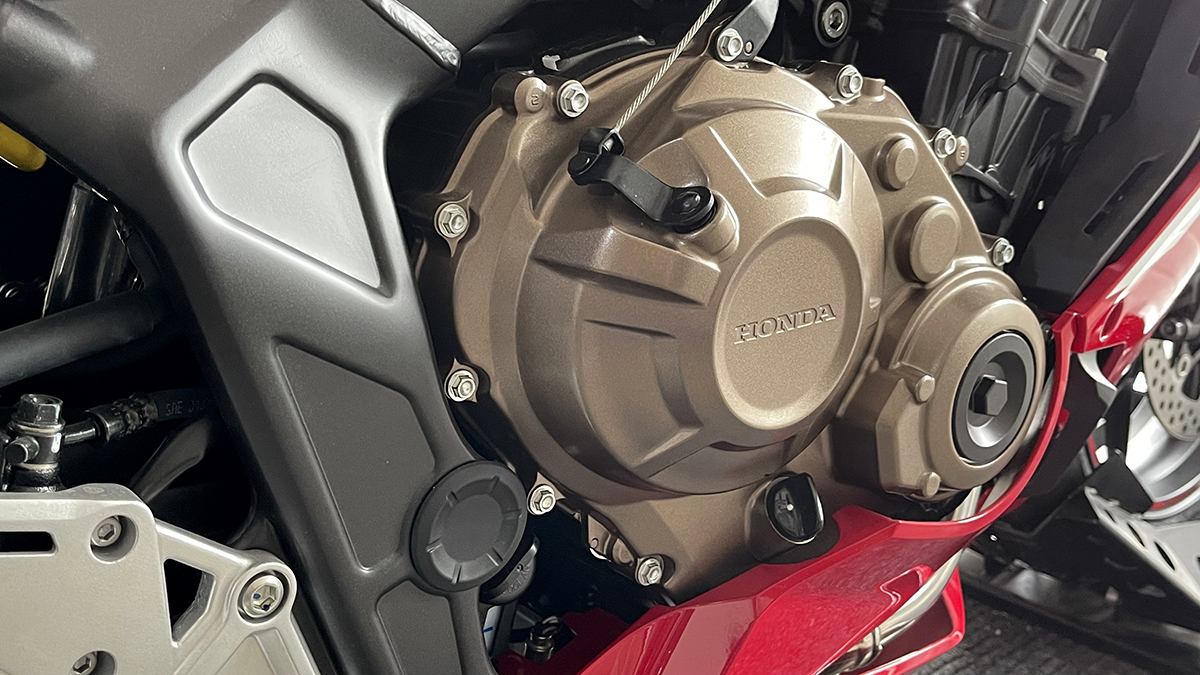 CBR650R Khuyến mãi khủng, giá bao lăn bánh 268 triệu, giao xe ngay, hỗ trợ trả góp