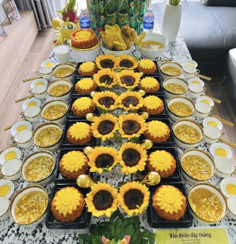 Mâm cúng đầy tháng bé gái